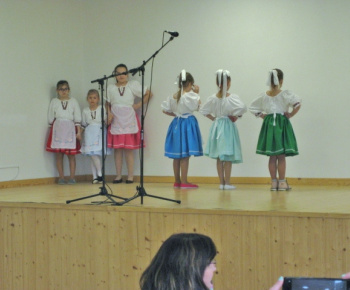 Aktuality / OBNOVENIE TRADÍCIE STAVANIA MÁJA - foto