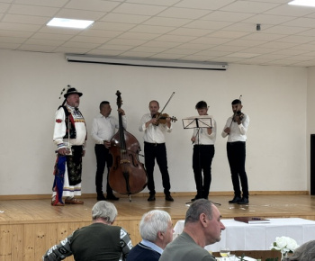 Aktuality / Stretnutie s jubilantmi a rodičmi novonarodených detí. - foto